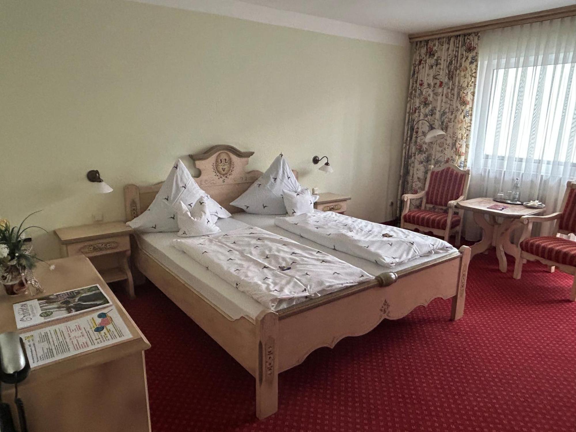 Hotel Garni Hubertushof Bad Füssing Esterno foto